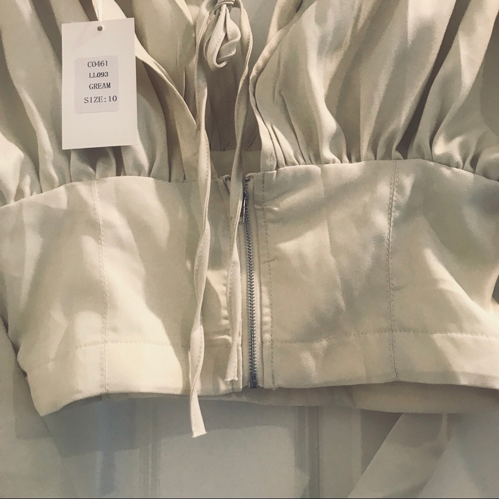 LORNA LUXE 'MADAME ROYALE' PUFF SLEEVE TOP NWT - Picture 8 of 8